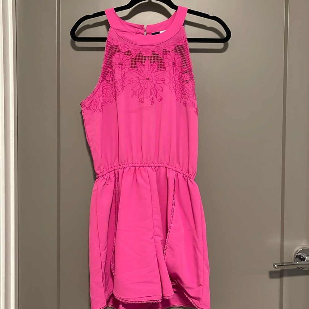 Francesca's Sleeveless Pink Romper